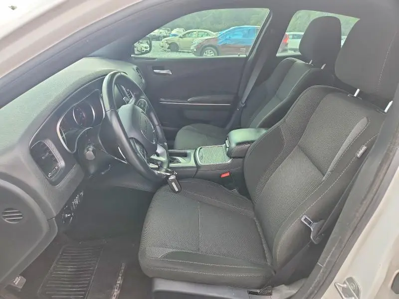 2016 DODGE CHARGER SXT  