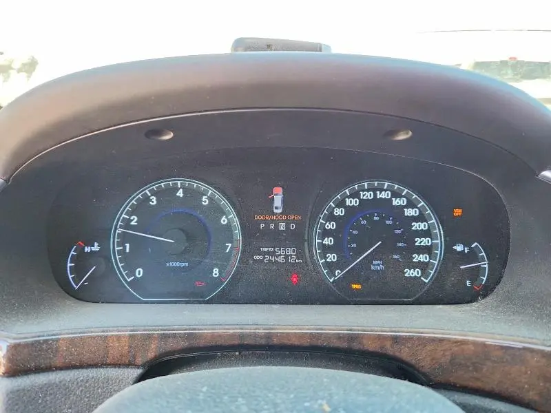 2011 HYUNDAI EQUUS SIGNATURE  