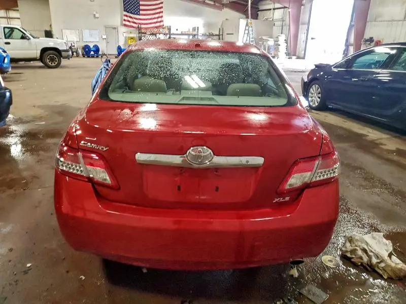 2010 TOYOTA CAMRY BASE  