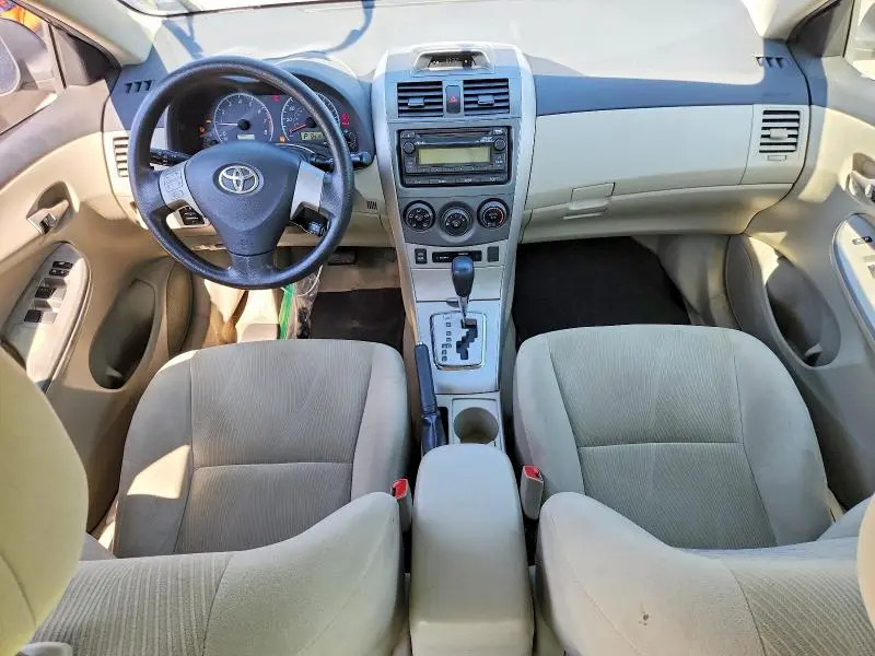 2012 TOYOTA COROLLA LE  
