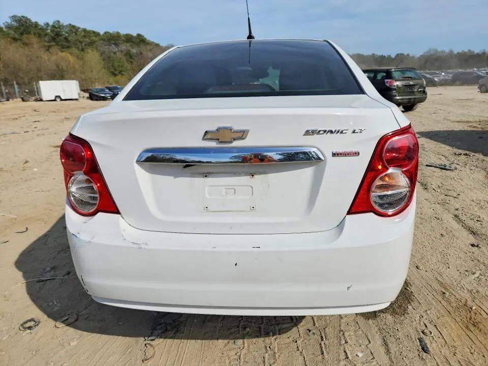 2013 CHEVROLET SONIC LT  