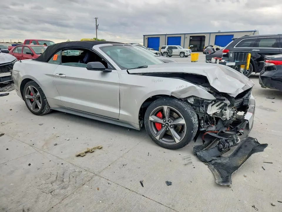 2015 FORD MUSTANG   