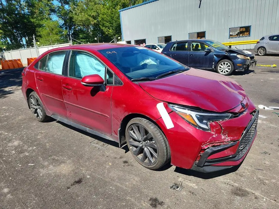 2025 TOYOTA COROLLA   