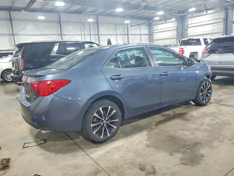 2017 TOYOTA COROLLA SE  