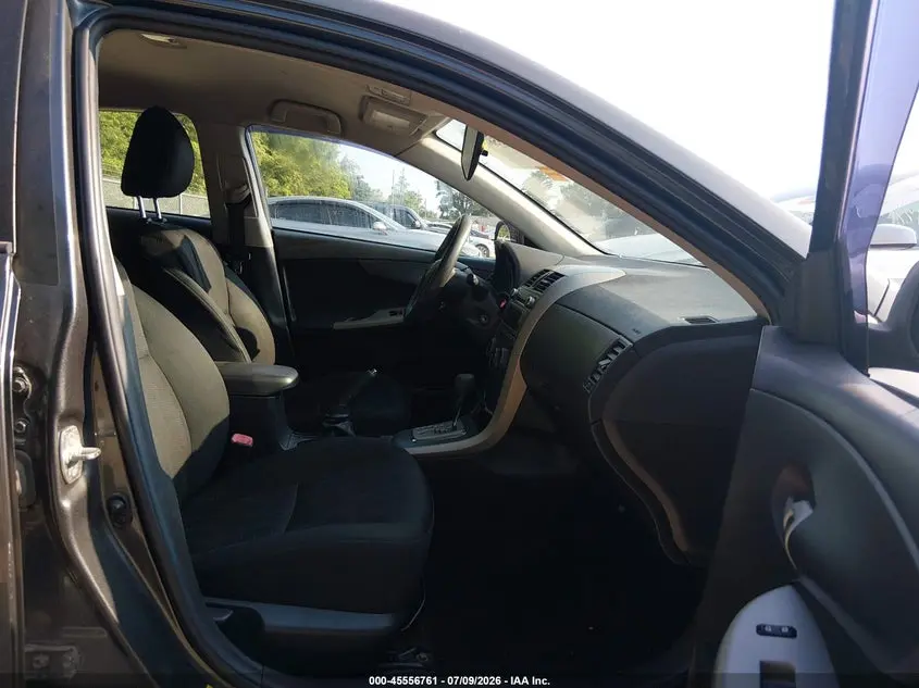 2011 TOYOTA COROLLA S