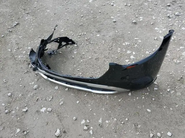 2025 MERCEDES-BENZ GLC 300  