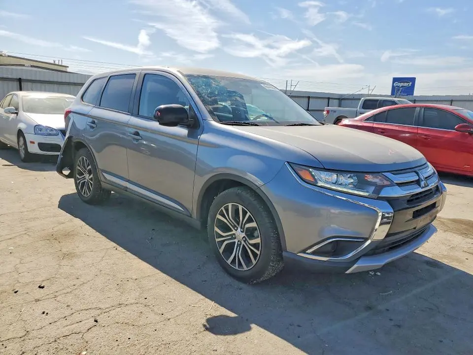2017 MITSUBISHI OUTLANDER ES  