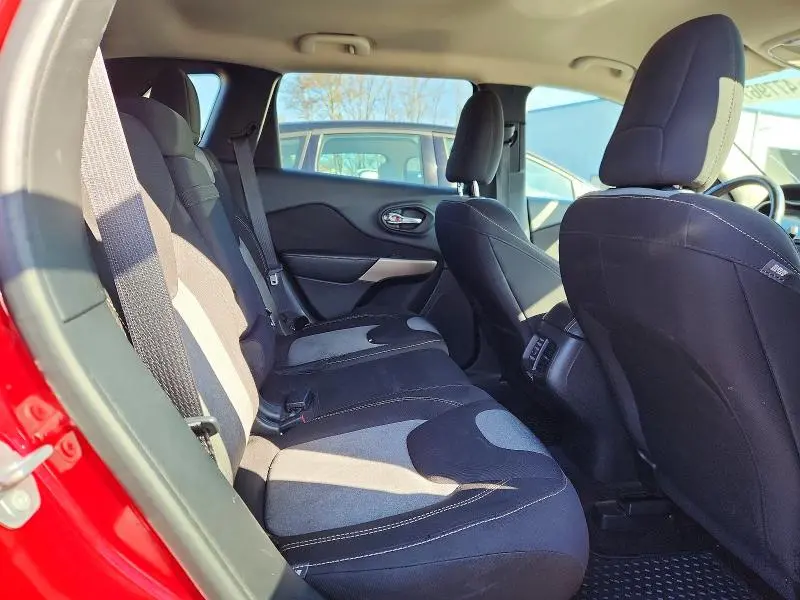 2017 JEEP CHEROKEE SPORT  