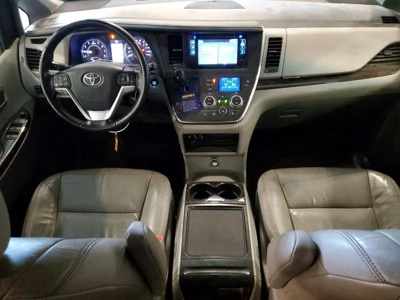 2016 TOYOTA SIENNA XLE 8-PASSENGER  