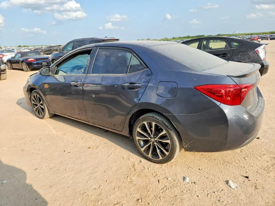 2017 TOYOTA COROLLA SE  