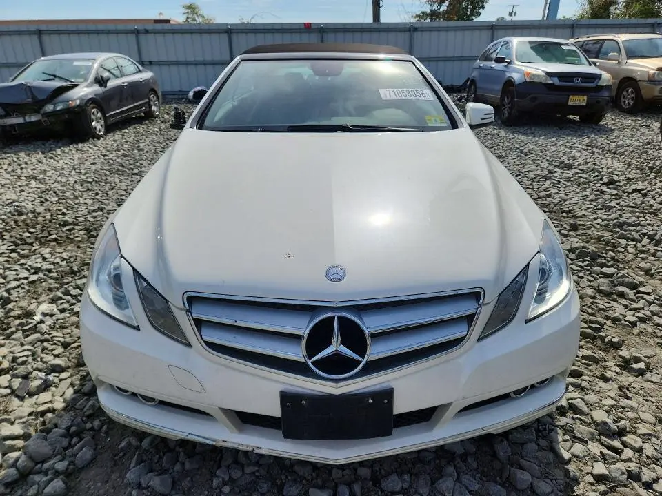 2011 MERCEDES-BENZ E 350  