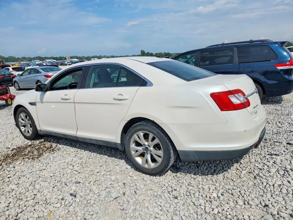 2010 FORD TAURUS SEL  