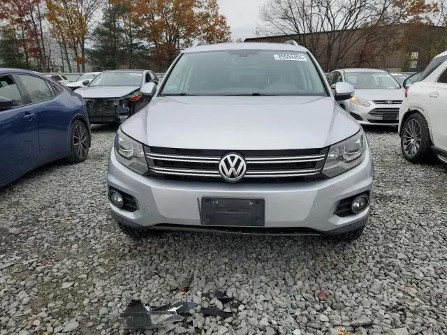 2016 VOLKSWAGEN TIGUAN S
