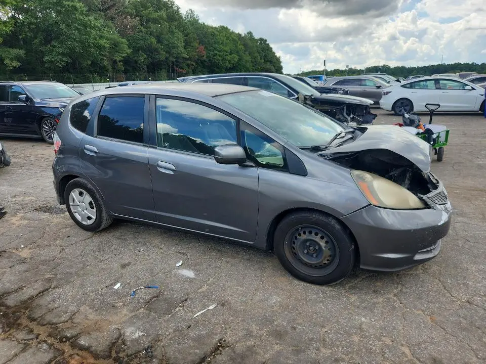 2013 HONDA FIT   