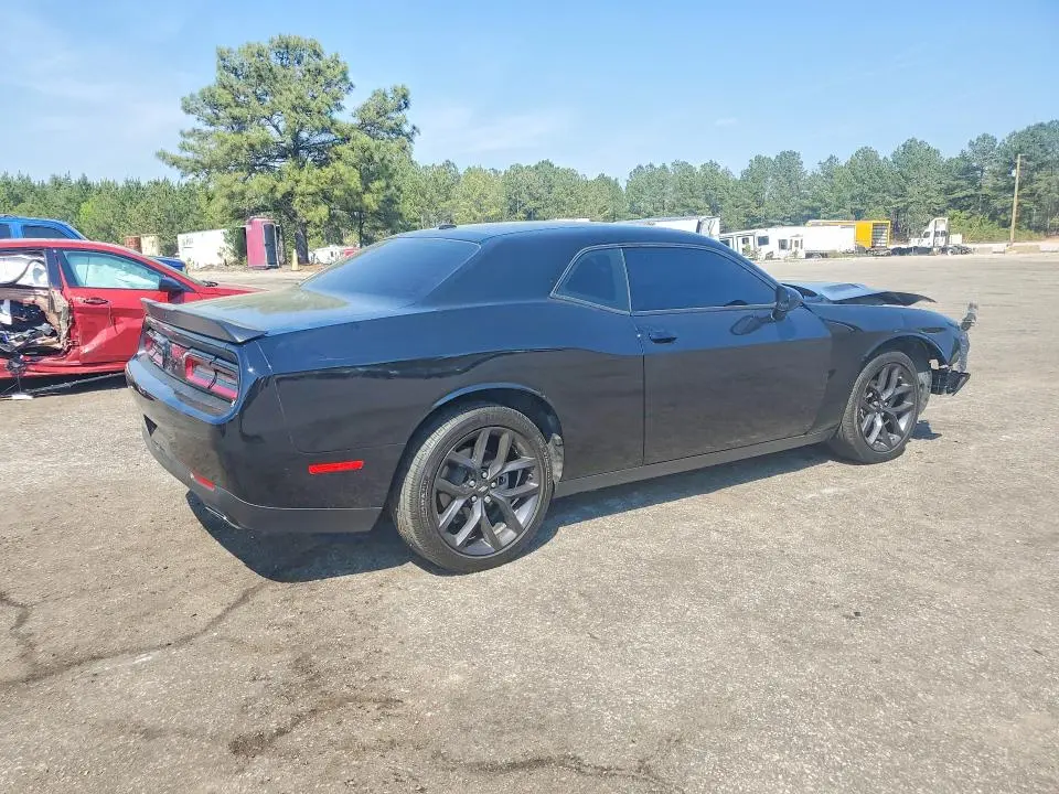2023 DODGE CHALLENGER SXT  