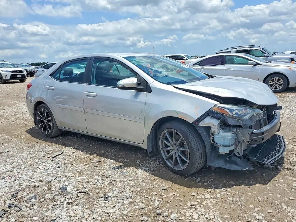 2017 TOYOTA COROLLA XSE  