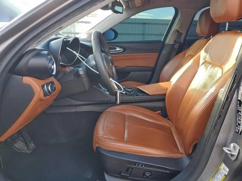 2017 ALFA ROMEO GIULIA   