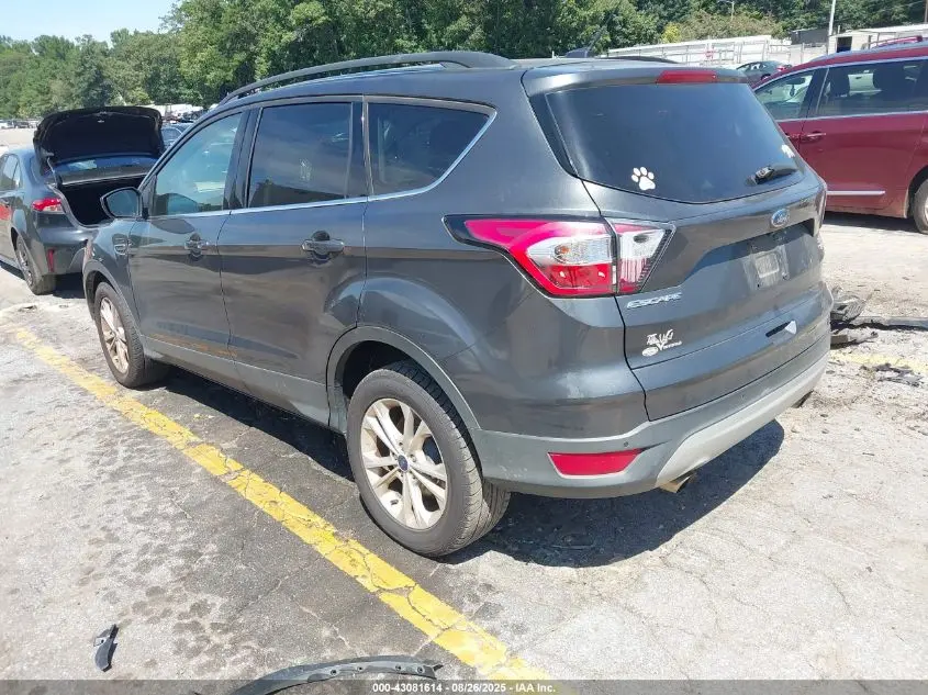 2017 FORD ESCAPE SE