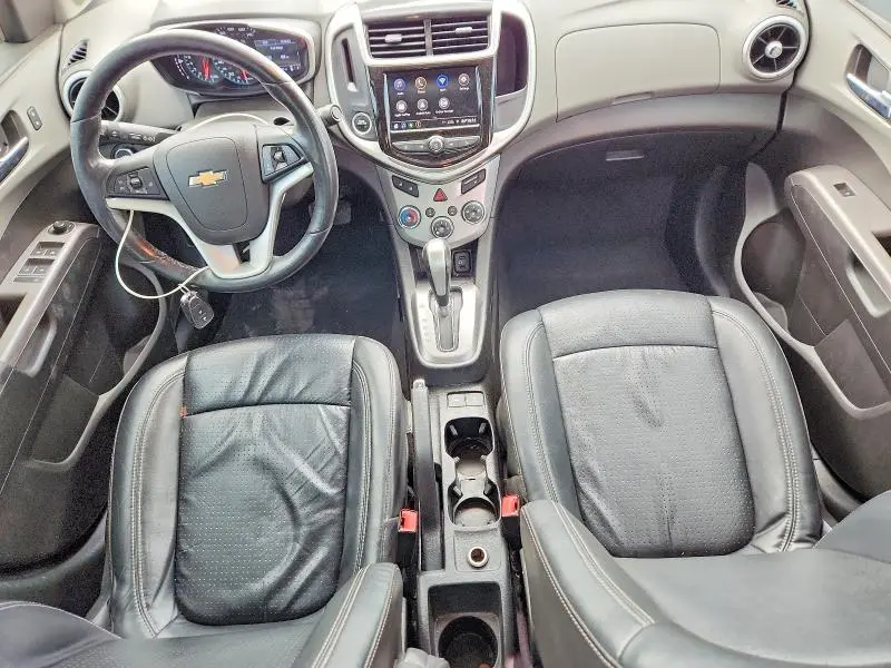 2020 CHEVROLET SONIC PREMIER  