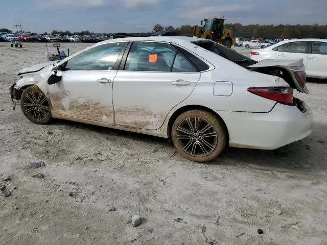 2016 TOYOTA CAMRY LE  