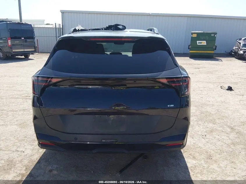 2026 KIA SPORTAGE X-LINE