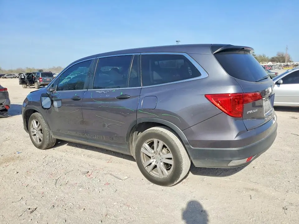 2016 HONDA PILOT LX  