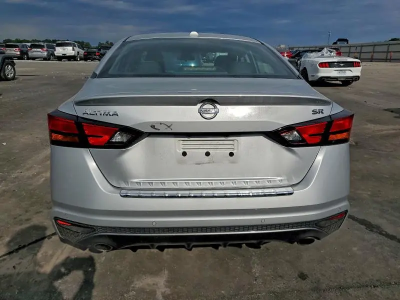 2020 NISSAN ALTIMA SR  