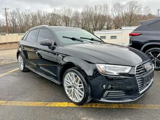 2018 AUDI A3 E-TRON PREMIUM  