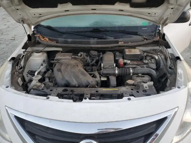 2015 NISSAN VERSA S  
