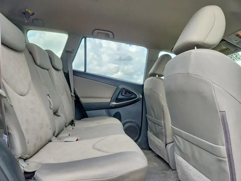 2010 TOYOTA RAV4 BASE  