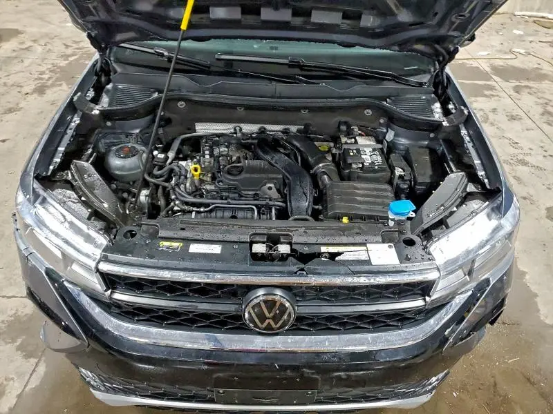 2024 VOLKSWAGEN TAOS S  