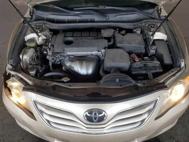 2011 TOYOTA CAMRY BASE  