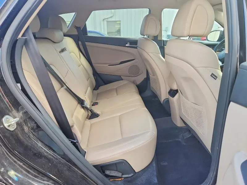 2018 HYUNDAI TUCSON SEL PLUS  