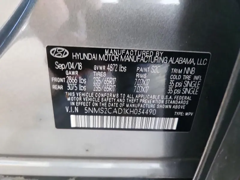 2019 HYUNDAI SANTA FE SE  