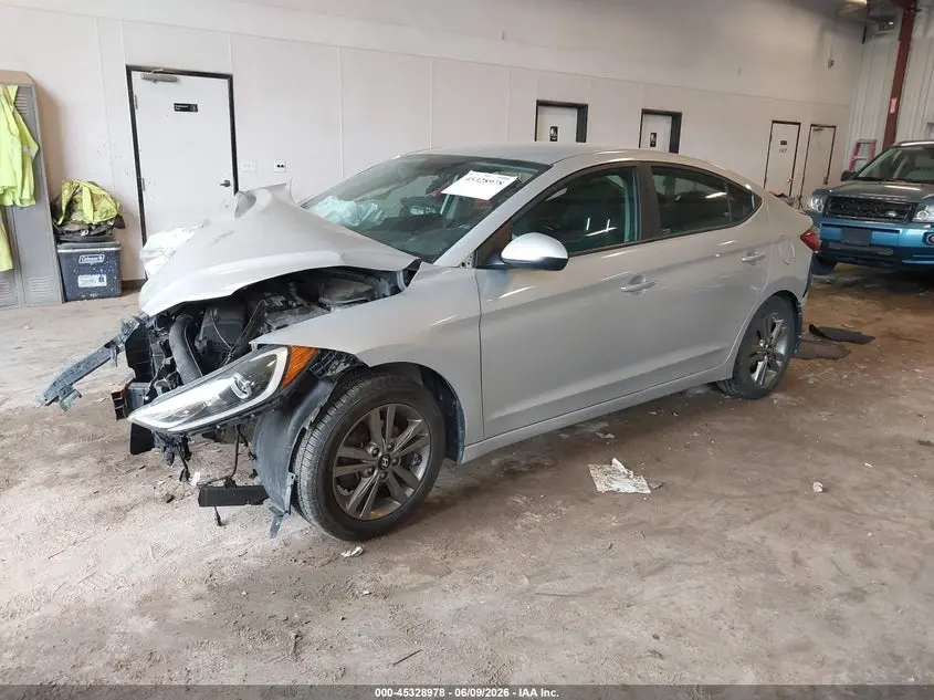 2018 HYUNDAI ELANTRA SE