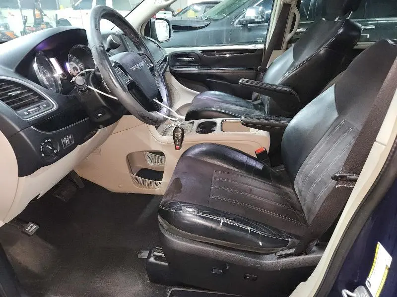 2014 CHRYSLER TOWN & COUNTRY TOURING L  