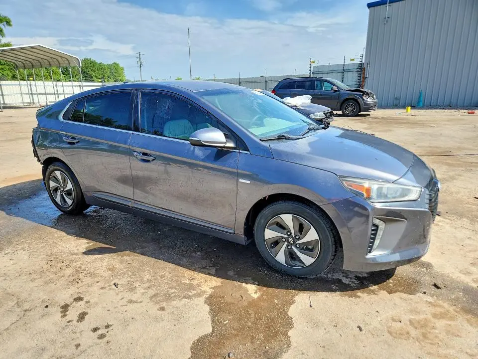 2018 HYUNDAI IONIQ SEL  