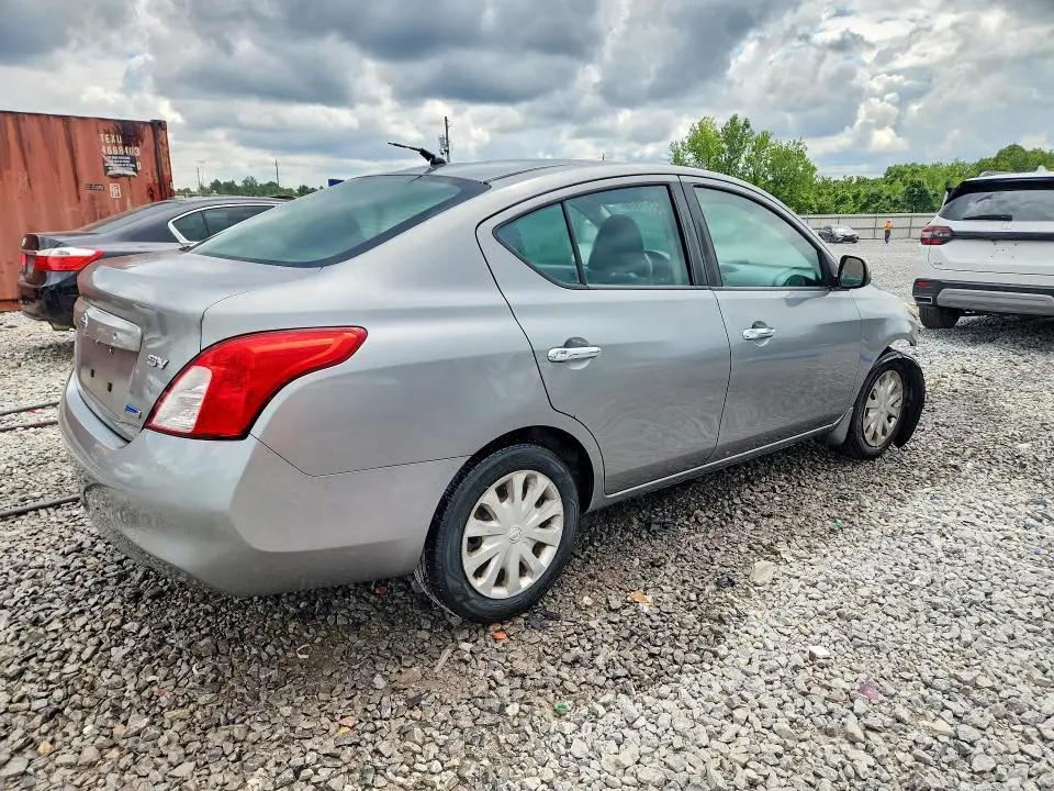 2012 NISSAN VERSA 1.6 S  