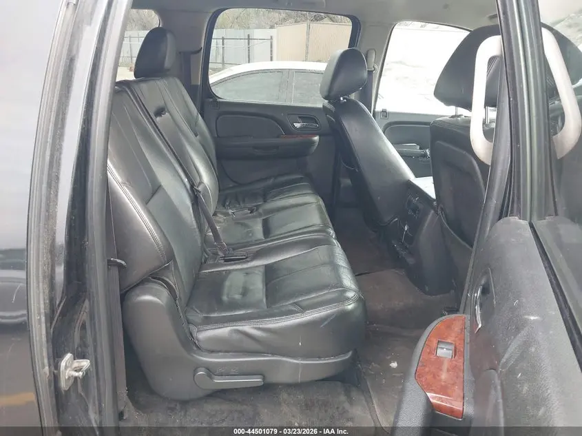 2012 CHEVROLET SUBURBAN 1500 LT
