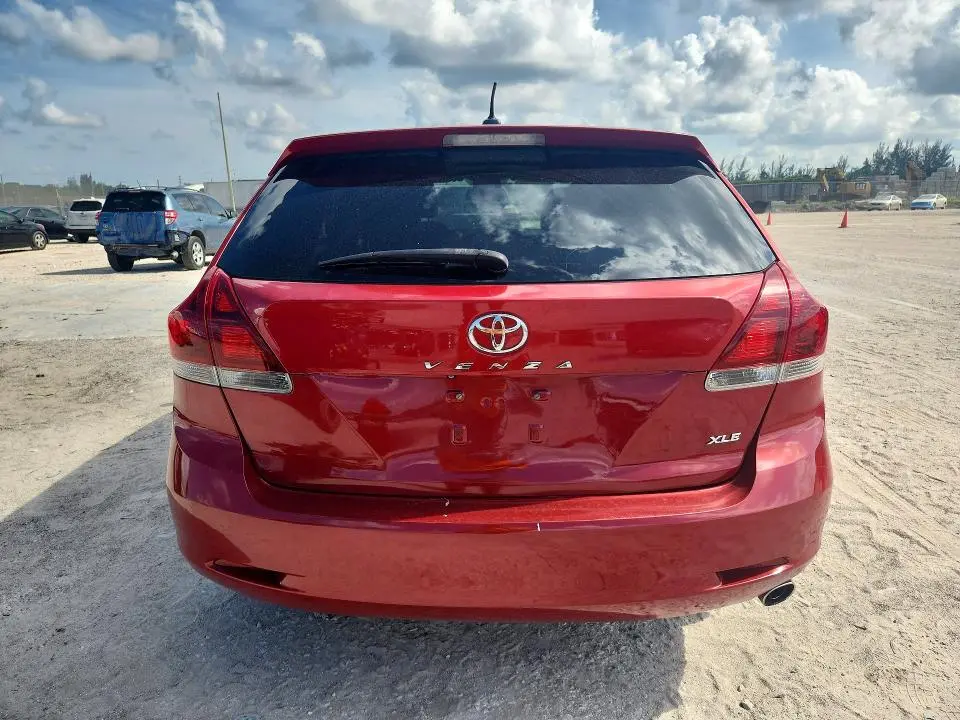 2013 TOYOTA VENZA XLE  