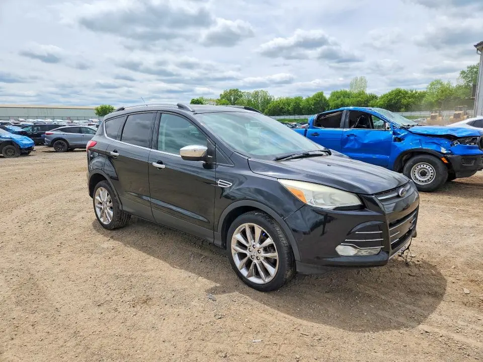 2016 FORD ESCAPE SE  