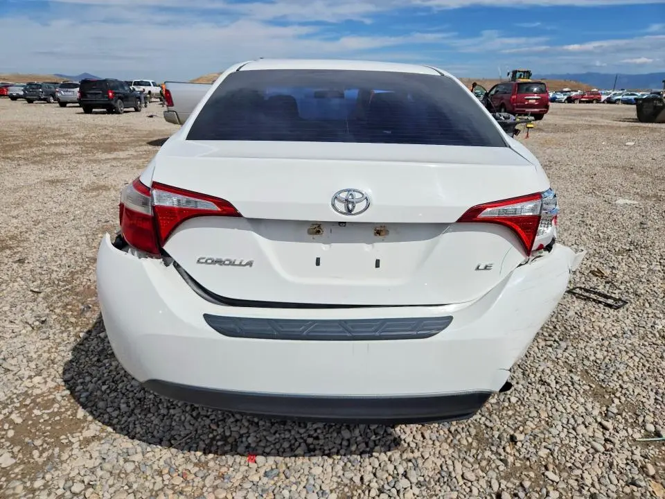 2015 TOYOTA COROLLA LE PLUS  