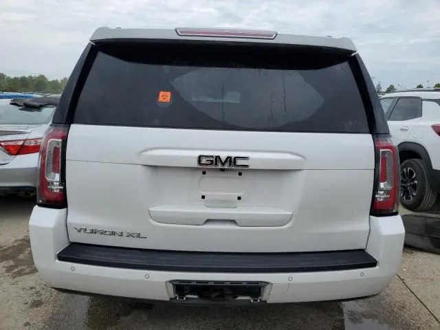 2017 GMC YUKON XL K1500 SLT  