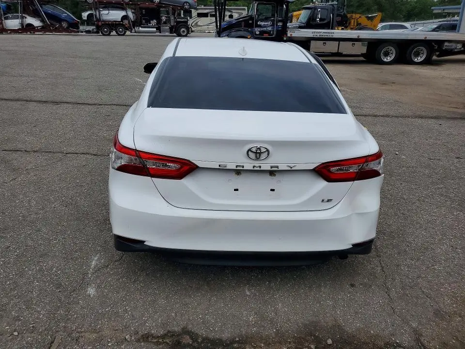 2019 TOYOTA CAMRY LE  