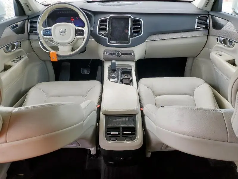2023 VOLVO XC90 PLUS