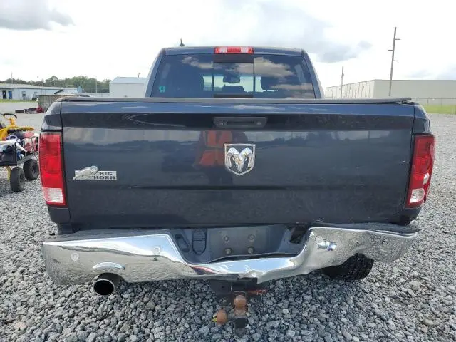 2016 RAM 1500 SLT  