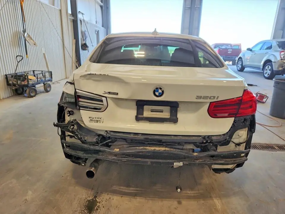 2016 BMW 320 XI  