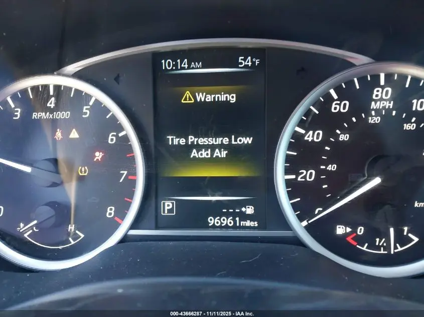 2017 NISSAN SENTRA SV