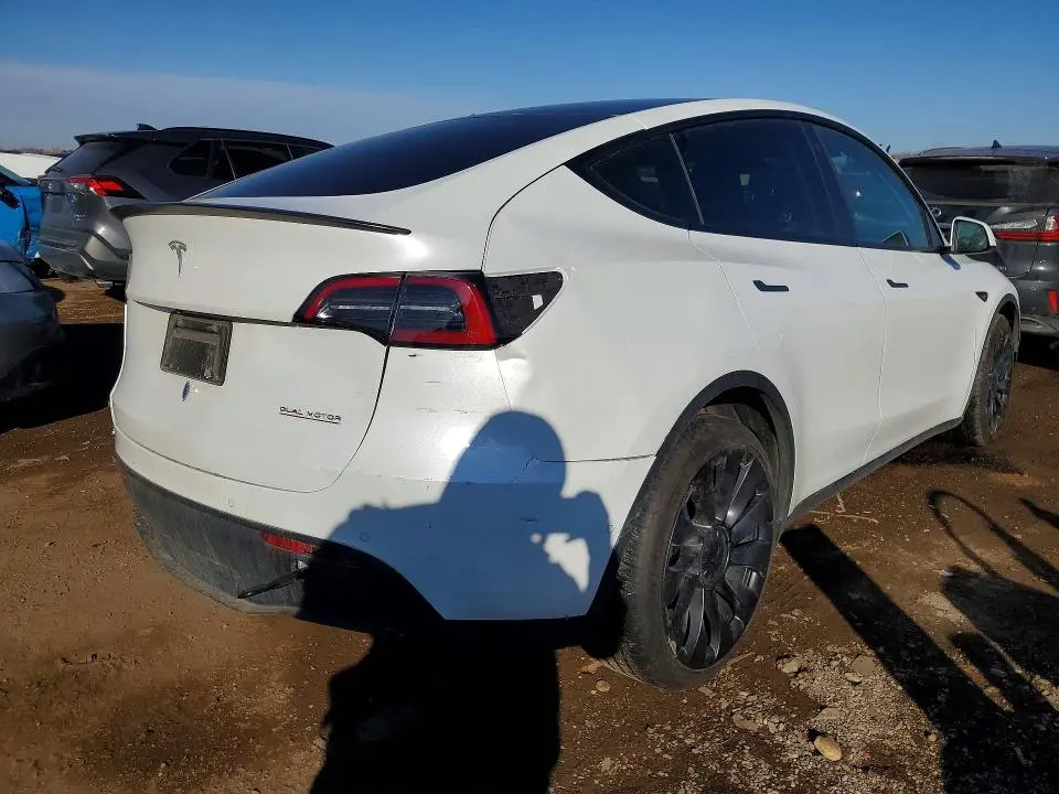 2022 TESLA MODEL Y   