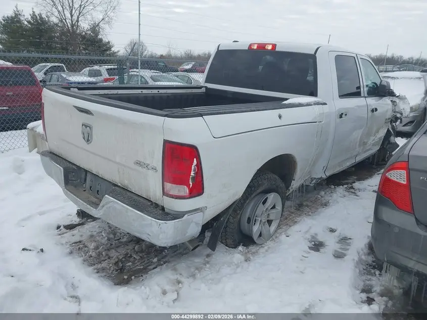 2018 RAM 1500 TRADESMAN  4X4 6'4 BOX